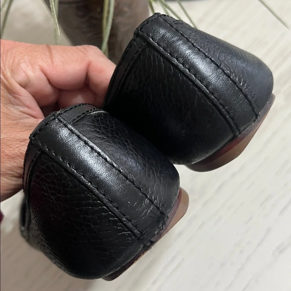 Tory Burch Black Flats - Picture 4 of 10